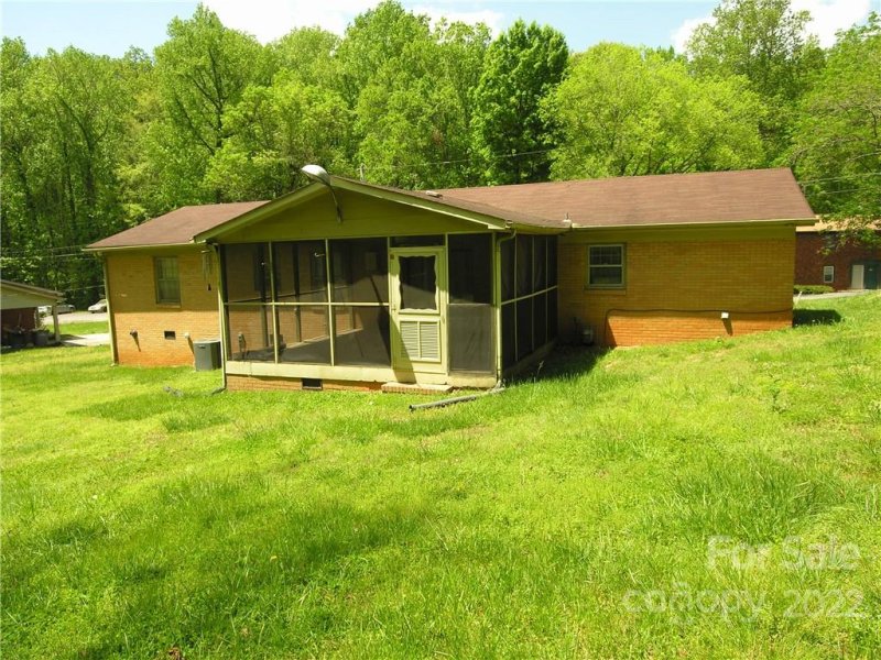 Property image 2 at 1439 Sherwood Drive, Kannapolis, NC 28081