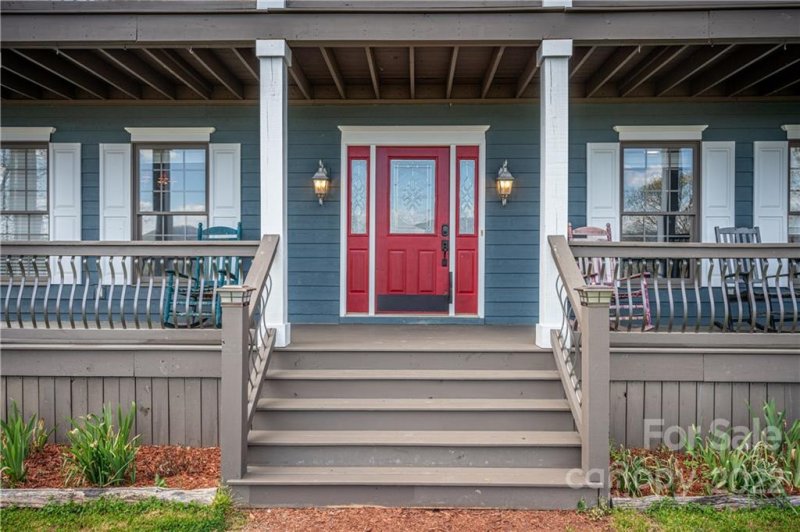 Property image 3 at 1231 Grandeur Heights, Clyde, NC 28721