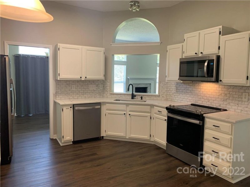 Property image 3 at 12331 Landing Green Drive, Charlotte, NC 28277