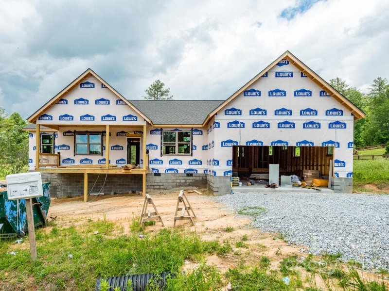 Property image 3 at 159 Crystal Heights Drive, Hendersonville, NC 28739