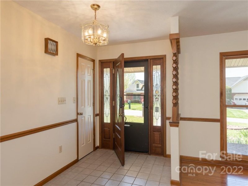 Property image 3 at 185 Mountain Valley Drive, Hendersonville, NC 28739