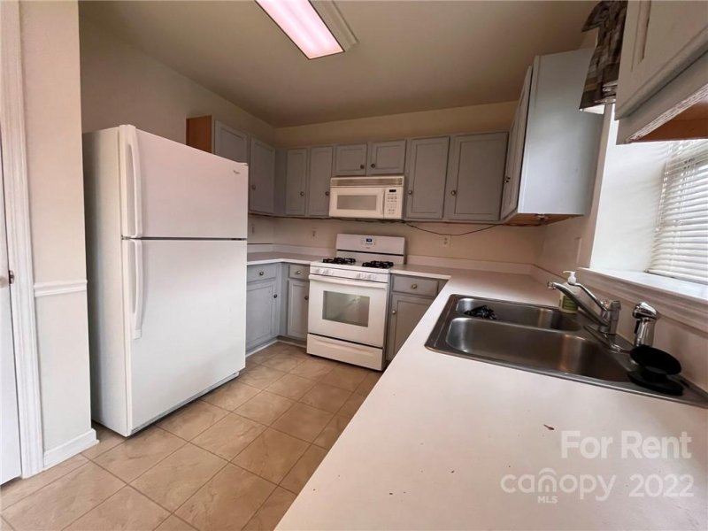 Property image 5 at 9935 Gray Dove Court, Charlotte, NC 28216