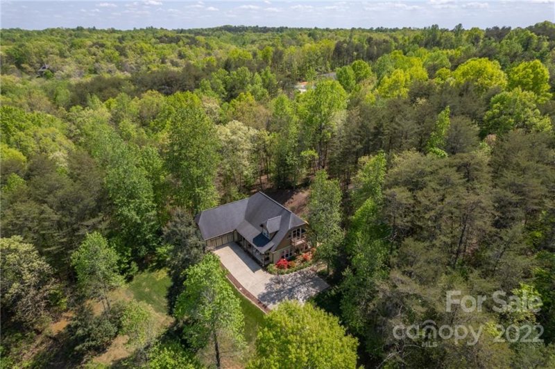 Property image 2 at 43 Dublin Lane, Columbus, NC 28722