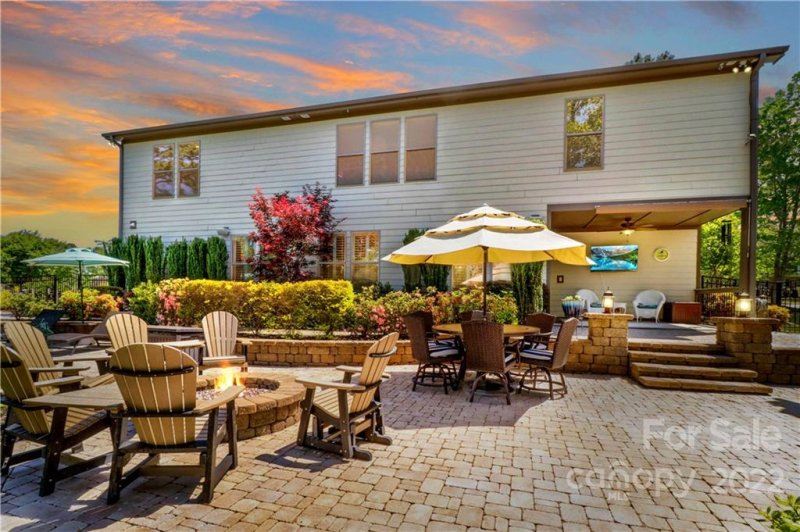 Property image 4 at 137 N San Agustin Drive, Mooresville, NC 28117