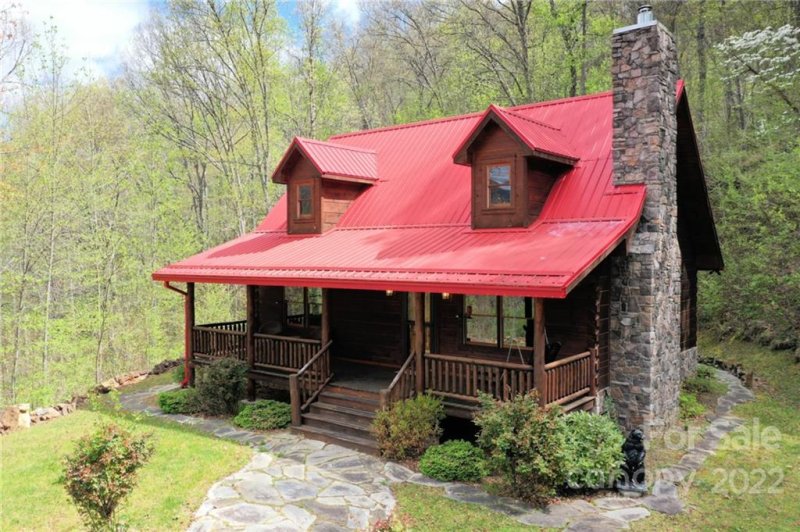 Property image 2 at 125 Bear Hug Way, Sylva, NC 28779