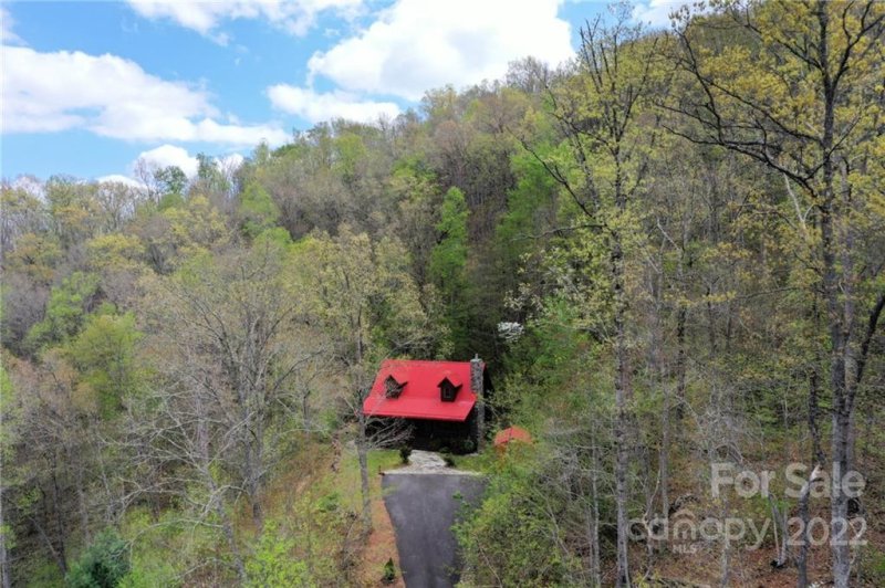 Property image 4 at 125 Bear Hug Way, Sylva, NC 28779
