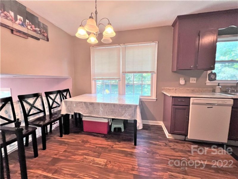 Property image 3 at 2711 Cedarwild Road, Charlotte, NC 28212