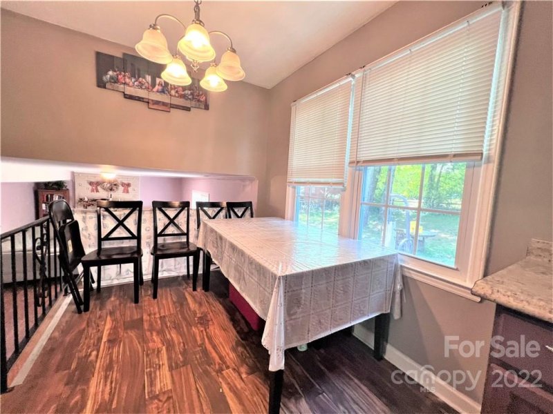 Property image 5 at 2711 Cedarwild Road, Charlotte, NC 28212