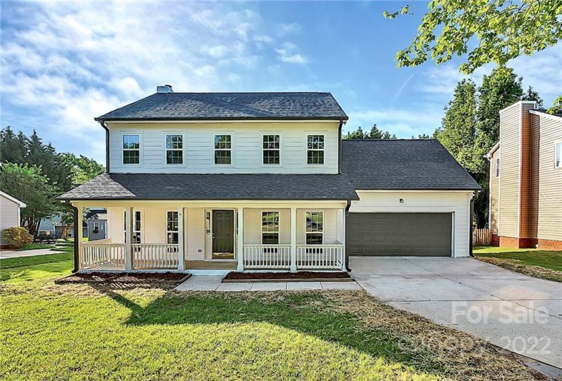 1808 Middlebury Court