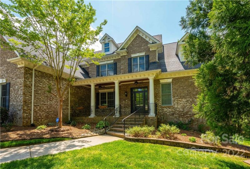 Property image 3 at 9008 Caliterra Drive, Matthews, NC 28104