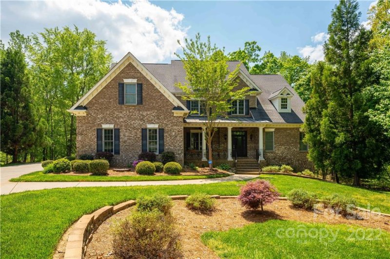 Property image 4 at 9008 Caliterra Drive, Matthews, NC 28104