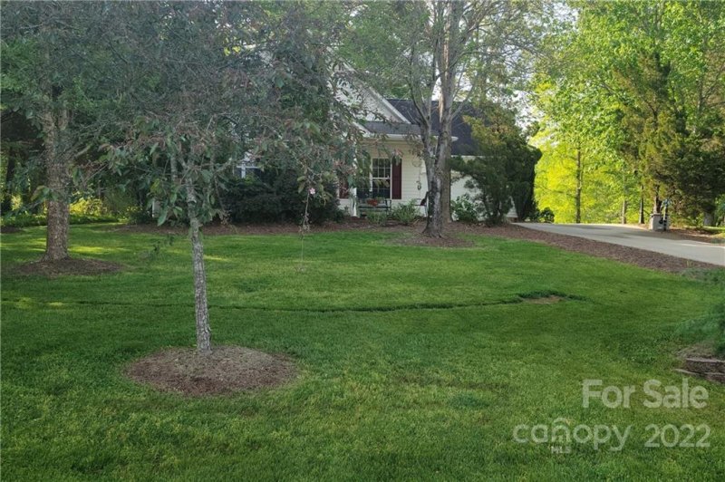 Property image 4 at 414 Summer Ridge Drive, Stanley, NC 28164