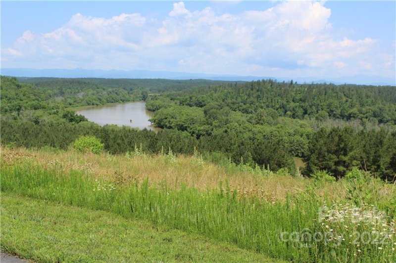 Property image 3 at 572 Settings Boulevard, Valdese, NC 28690