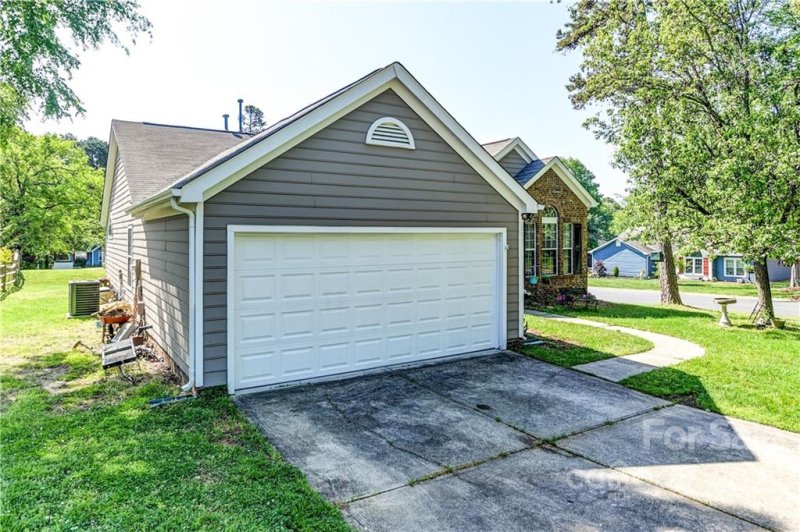 Property image 3 at 1400 Holkham Lane, Huntersville, NC 28078