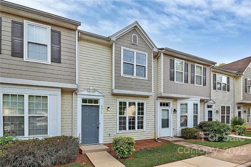 Property image 2 at 5517 Seths Drive, Charlotte, NC 28269