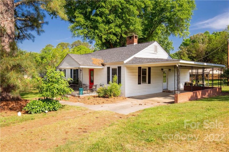 Property image 4 at 1217 Laurel Avenue, Lancaster, SC 29720