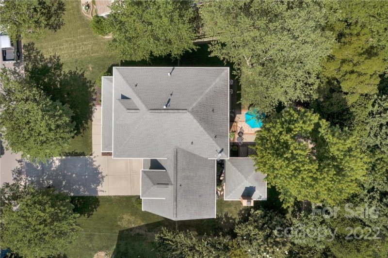 Property image 4 at 354 Shoreline Parkway, Tega Cay, SC 29708