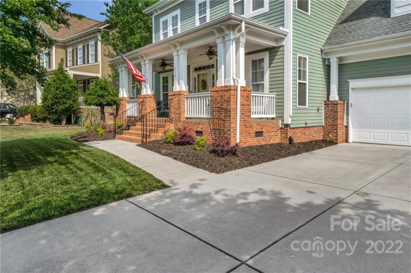 Property image 5 at 354 Shoreline Parkway, Tega Cay, SC 29708