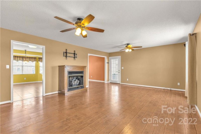 Property image 5 at 1976 Mcilwain Road, Lancaster, SC 29720