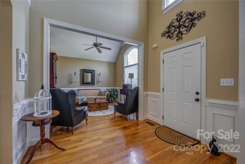 Property image 4 at 5079 Cramer Woods Drive, Gastonia, NC 28056