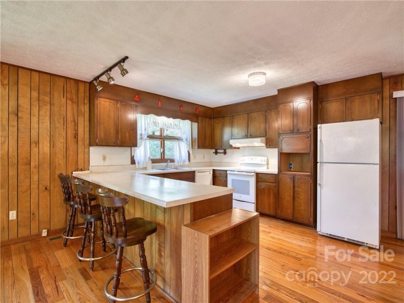 Property image 3 at 430 Echo Drive, Waynesville, NC 28786