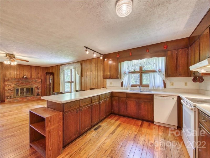 Property image 4 at 430 Echo Drive, Waynesville, NC 28786