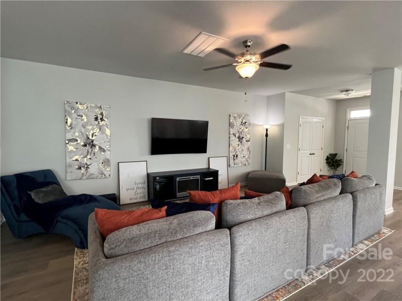 Property image 4 at 804 Lyndon Station Drive, Pineville, NC 28134