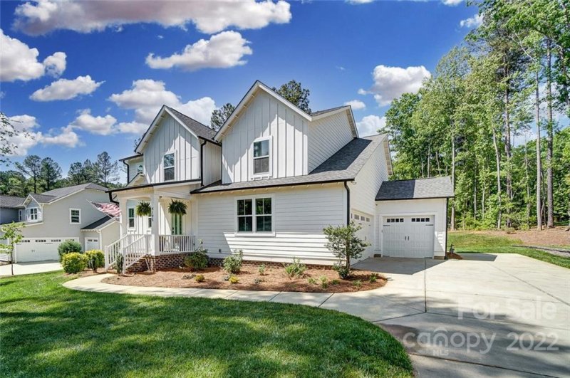 4195 Island Fox Lane