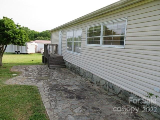 Property image 3 at 5514 Sandy Creek Court, Newton, NC 28658