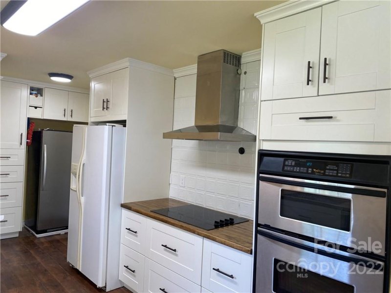 Property image 4 at 10518 Wilson Glen Drive, Charlotte, NC 28214