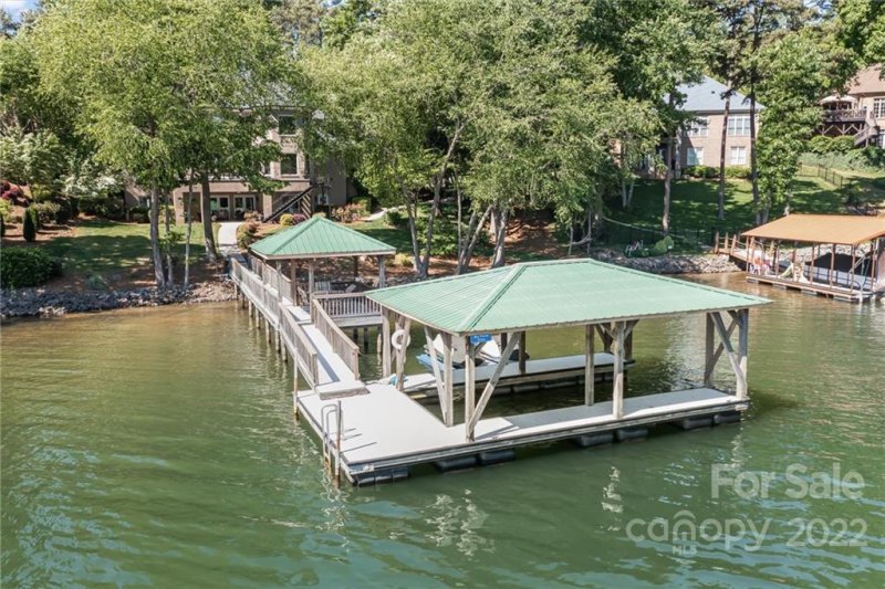 Property image 3 at 8081 Bay Pointe Drive, Denver, NC 28037