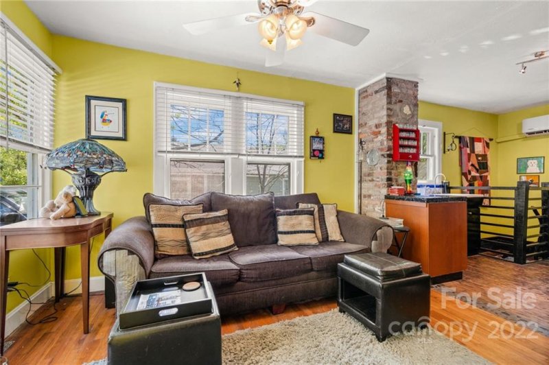 Property image 3 at 331 State Street, Asheville, NC 28806