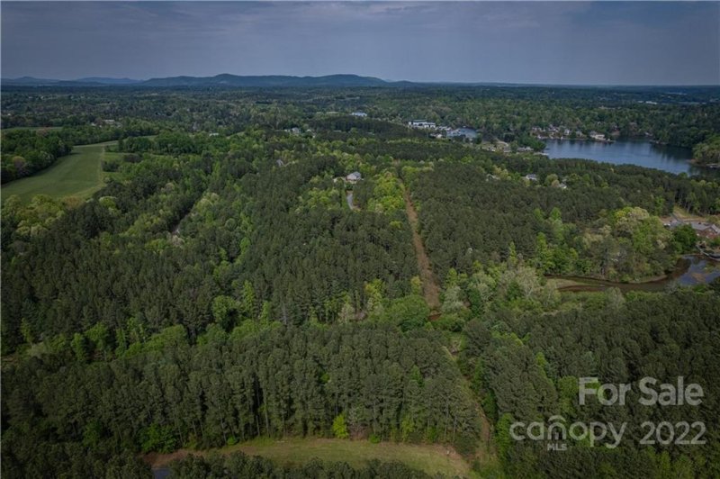 Property image 4 at 6475 Looking Glass Court, Hickory, NC 28601