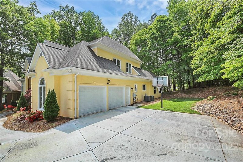 Property image 5 at 3505 Edgepine Drive, Charlotte, NC 28269