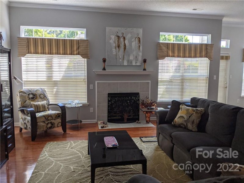 Property image 3 at 104 Summerbrook Lane, Mooresville, NC 28117