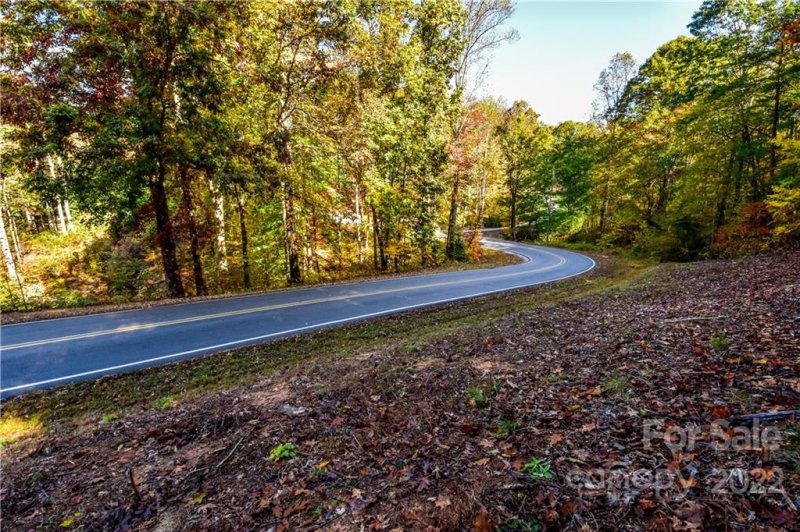 Property image 4 at 155 Greenbay Road, Mooresville, NC 28117