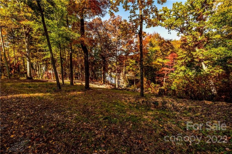 Property image 5 at 155 Greenbay Road, Mooresville, NC 28117