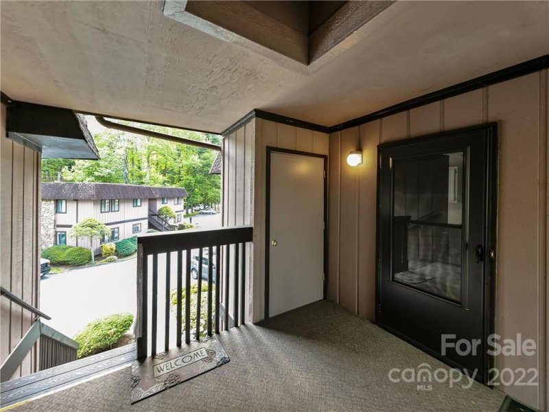 Property image 4 at 11 Lake Drive, Laurel Park, NC 28739