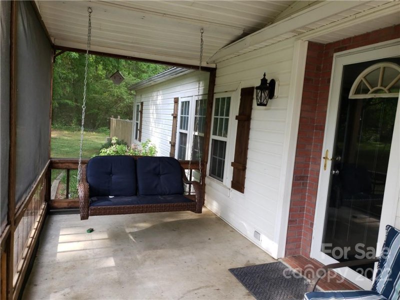 Property image 4 at 906 Willard Avenue, Kannapolis, NC 28083