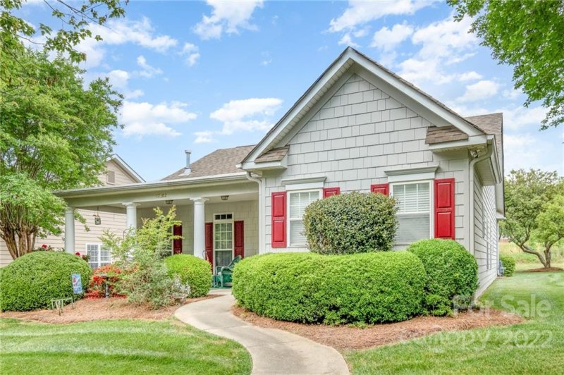 Property image 3 at 12922 Park Crescent Circle, Pineville, NC 28134