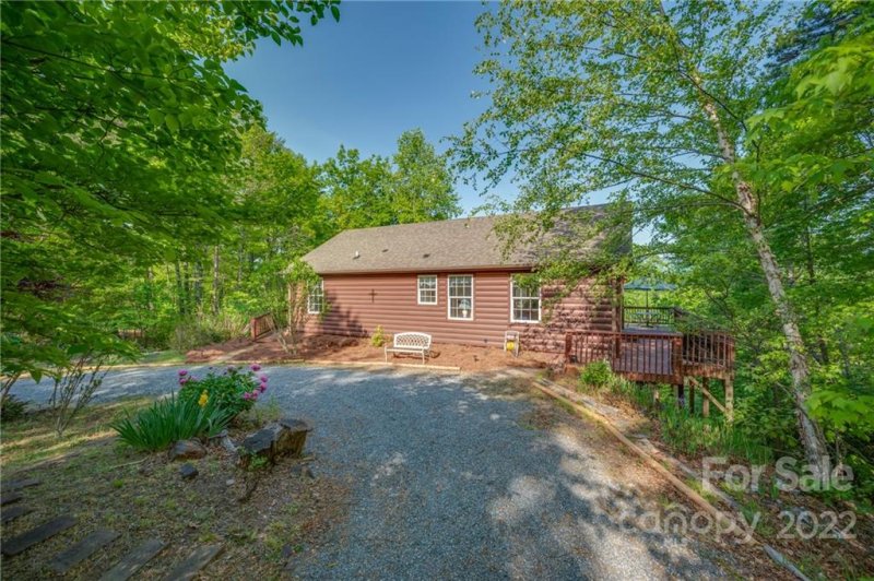 Property image 2 at 112 Egret Road, Lake Lure, NC 28746