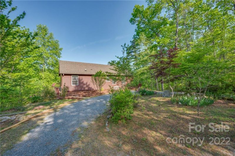 Property image 3 at 112 Egret Road, Lake Lure, NC 28746