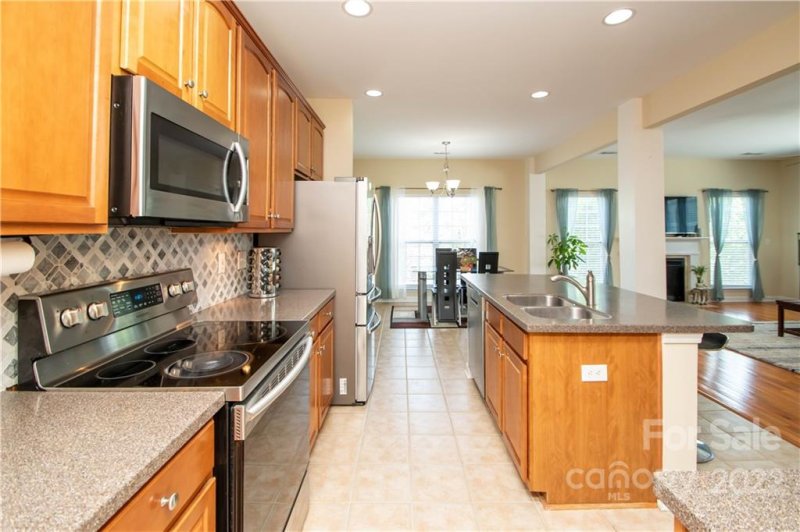 Property image 4 at 523 Harlech Court, Fort Mill, SC 29715