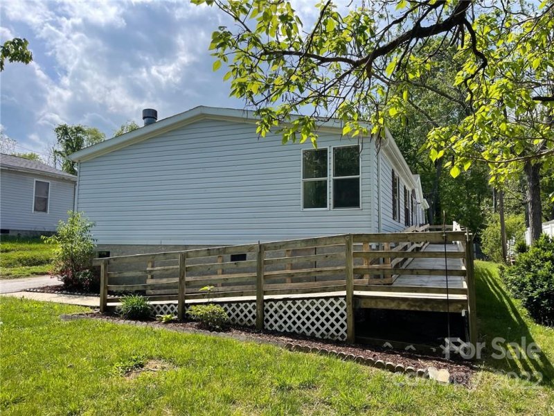 Property image 2 at 14 Crest Avenue, Asheville, NC 28803