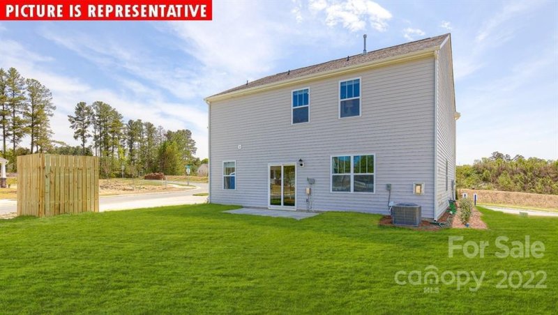 Property image 2 at 125 Sierra Road, Mooresville, NC 28117