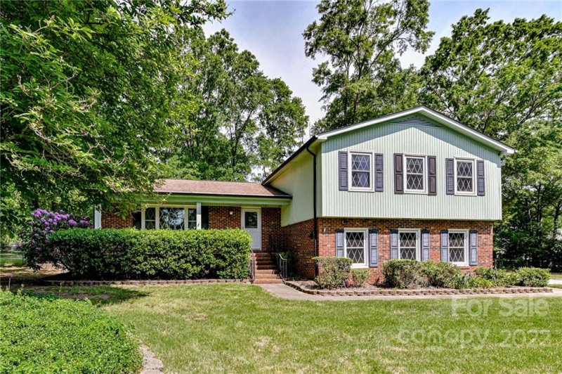 Property image 2 at 5772 Gettysburg Drive, Concord, NC 28027