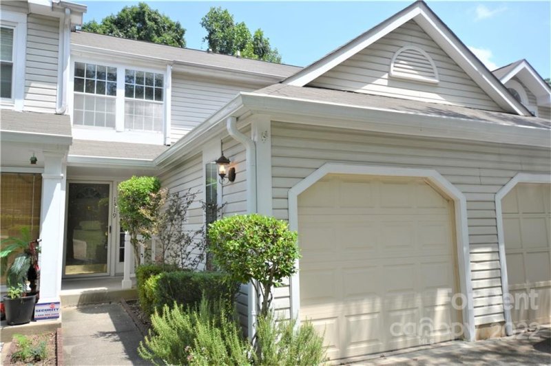 1319 Maple Shade Lane