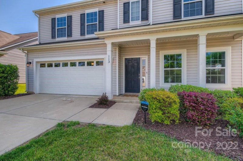 Property image 2 at 113 Paradise Hills Circle, Mooresville, NC 28115