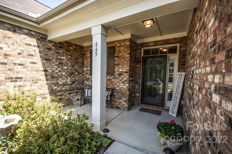 Property image 2 at 865 Double Oak Lane, Concord, NC 28025