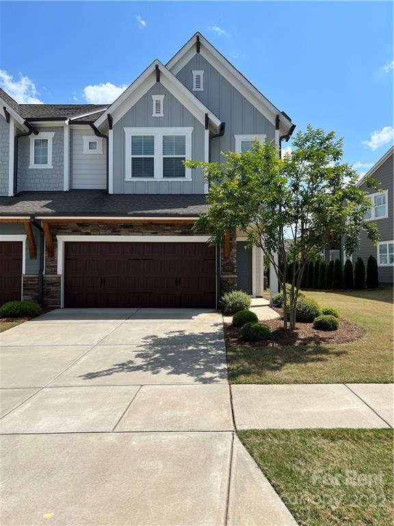 9735 Briarwick Lane
